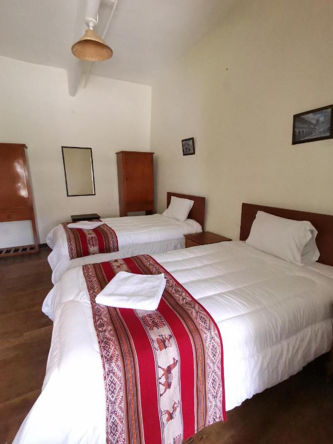 Hugos House Bed & Breakfast *