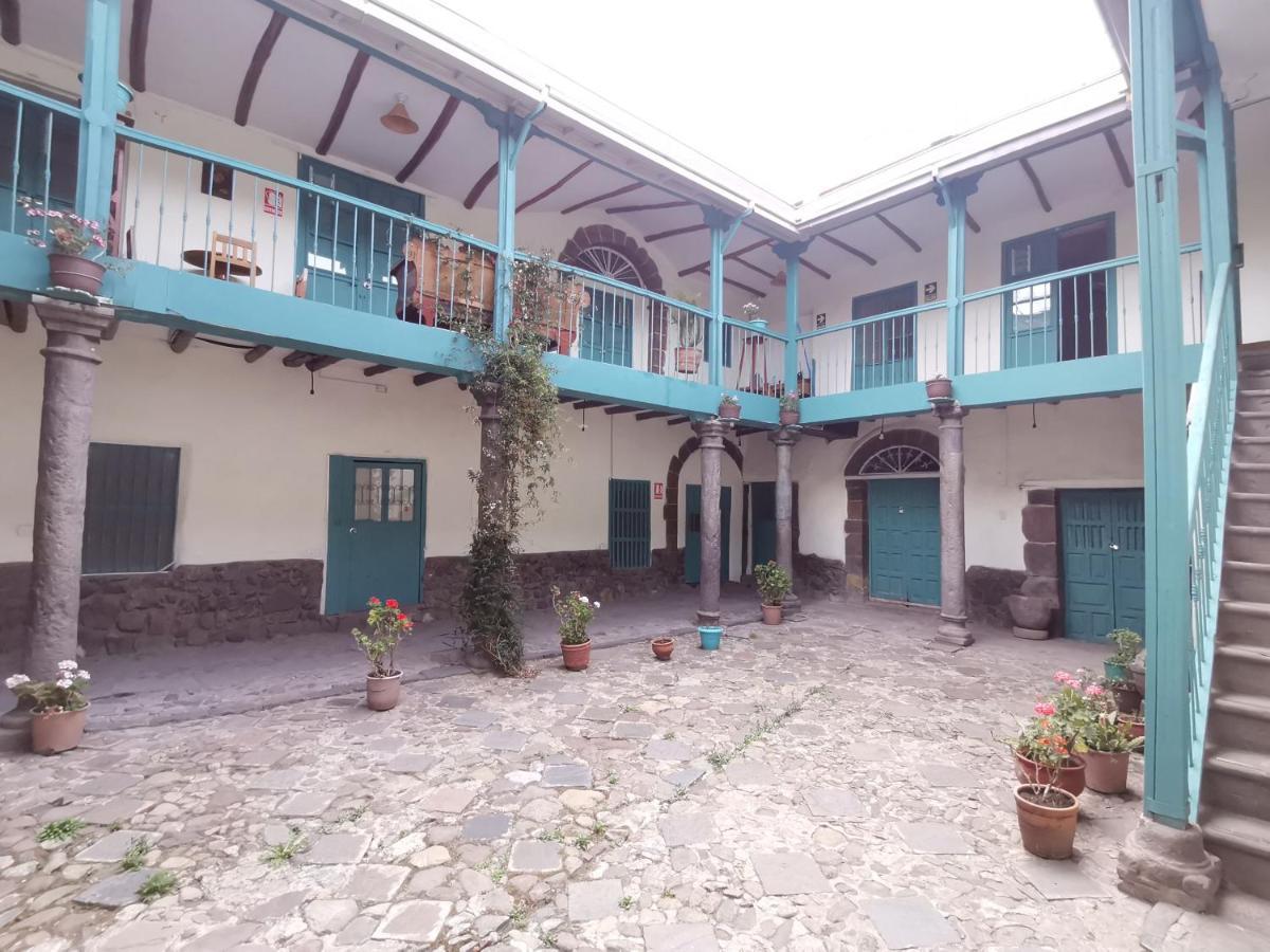 Bed & Breakfast Hugos House *