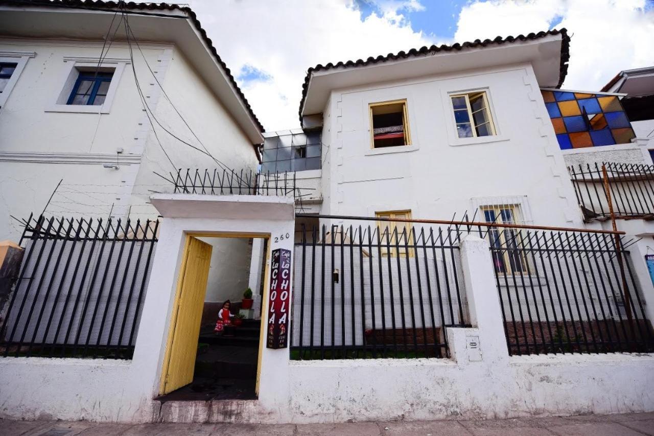 Wayruro House *