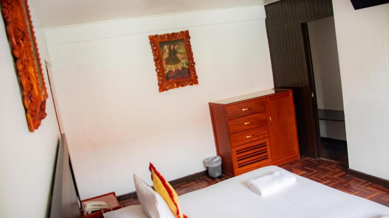 Hotel Chinkana Del Inka 2*