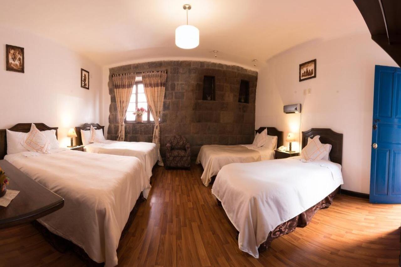 Yabar Plaza I Cusco