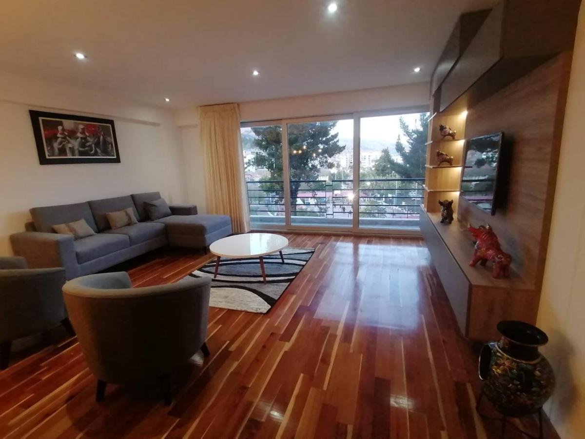 Qf Apartment