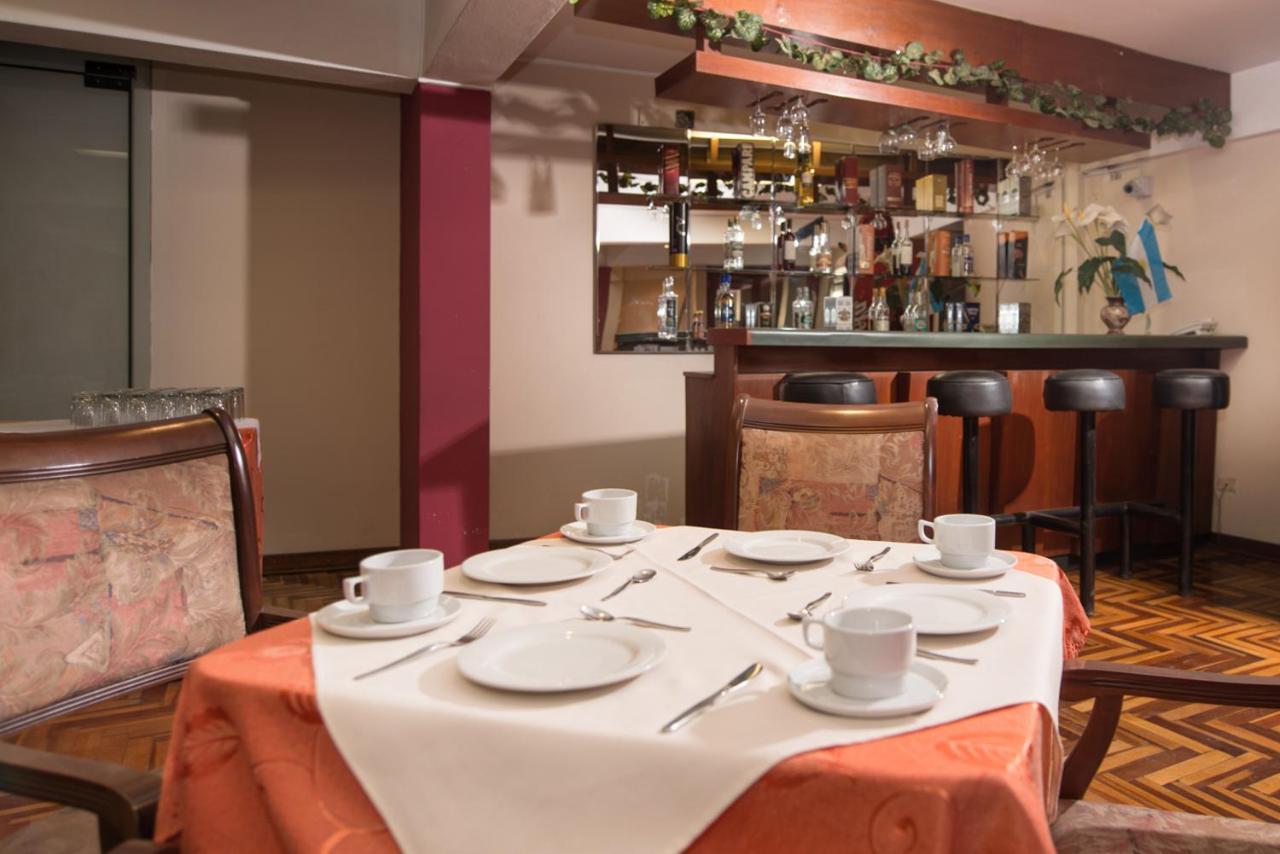 Qarmenqa Hotel