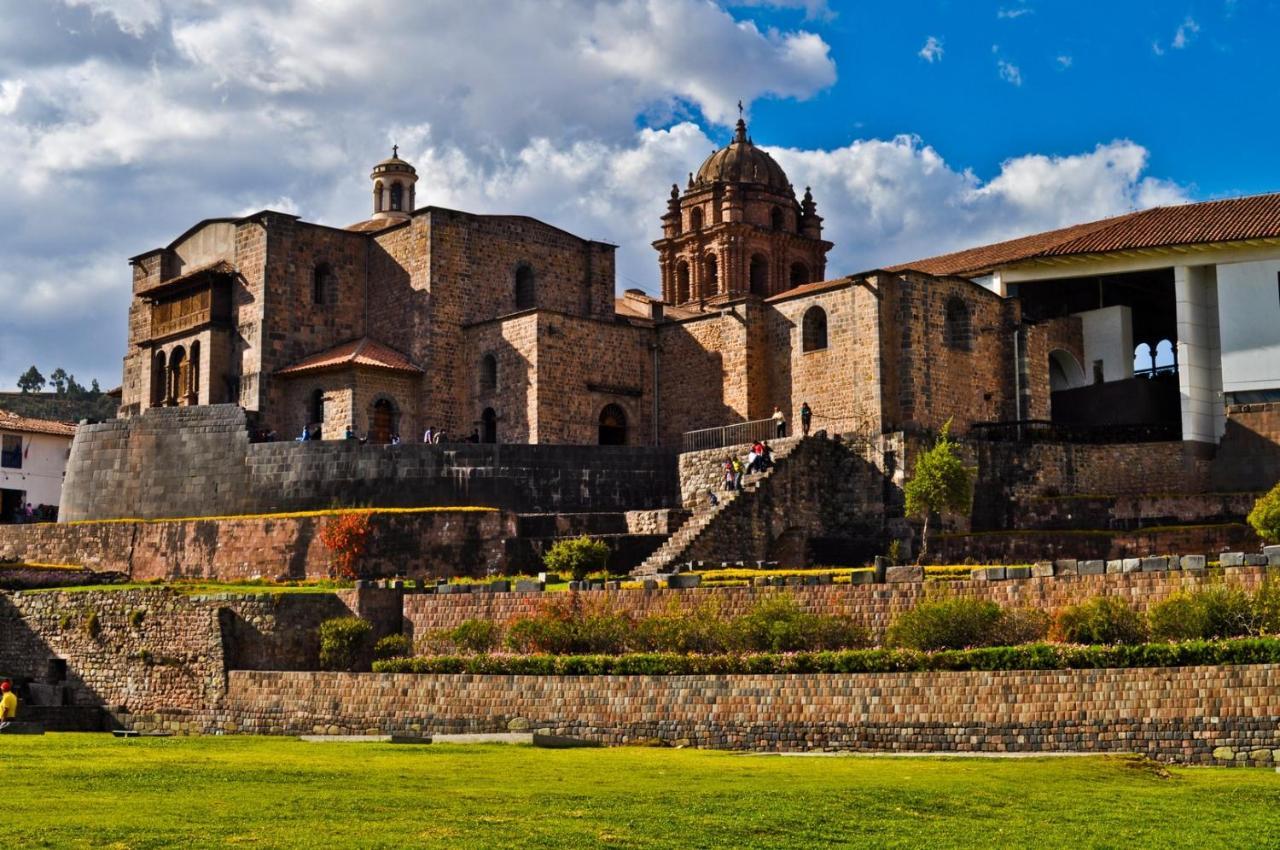 Guest house Sumaq Quilla Con Bano Privado En Calle San Andres Centro Cusco