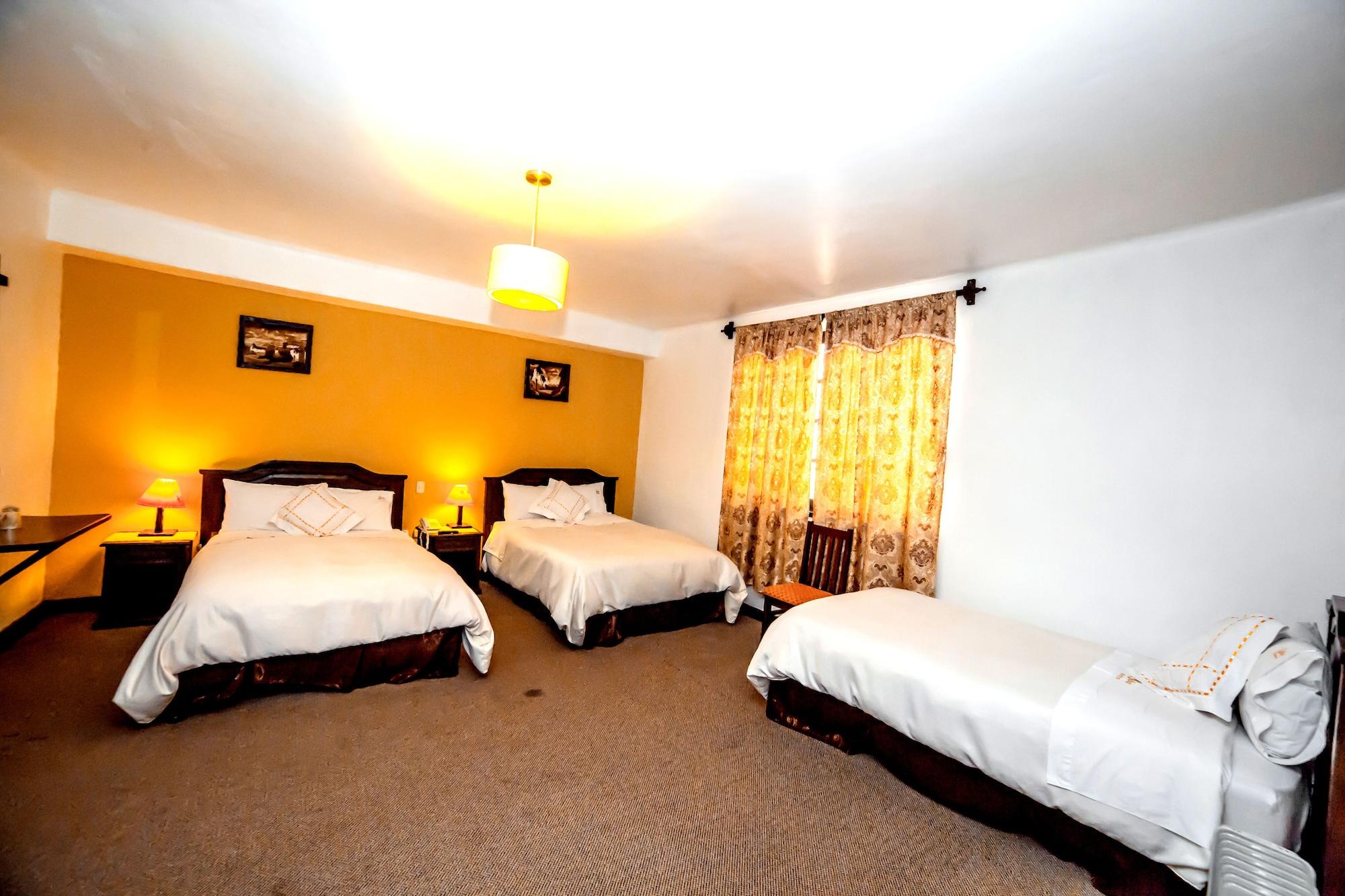 Yabar Plaza I Hotel