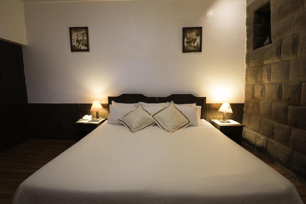 Hotel Yabar Plaza I