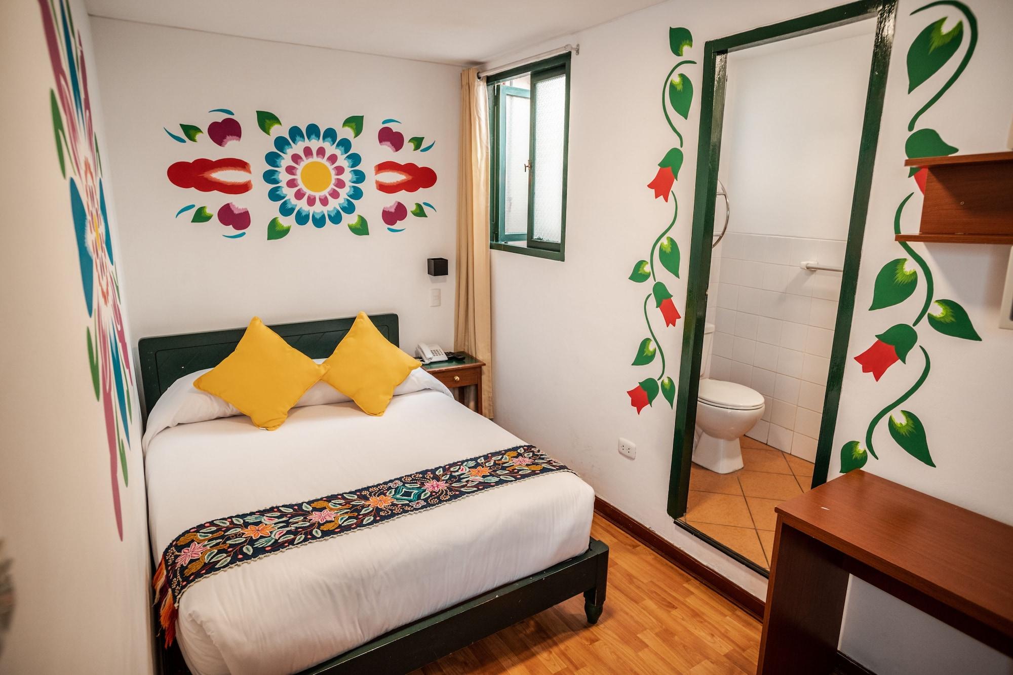 Hotel Plaza Nazarenas 3*