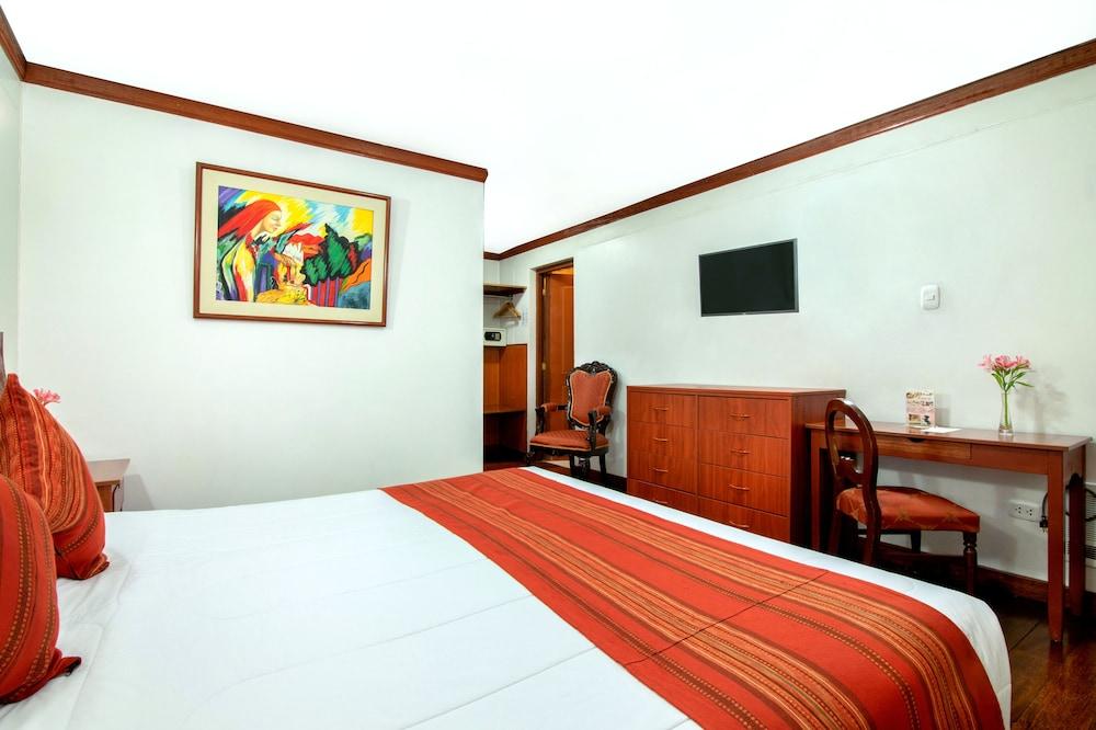 Hotel Hacienda Plaza 3*