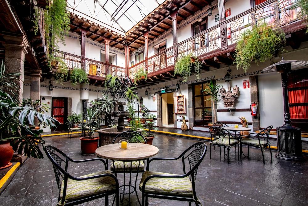 Hacienda Plaza Hotel