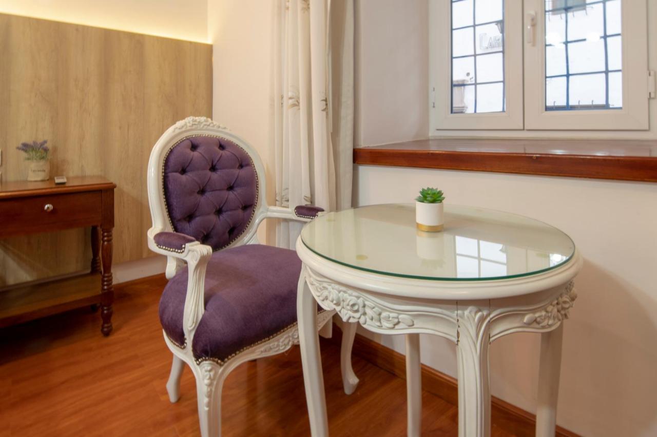 Hotel Rojas 3*