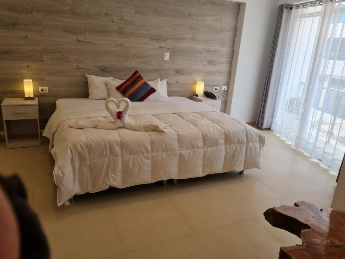 Hotel Peru *