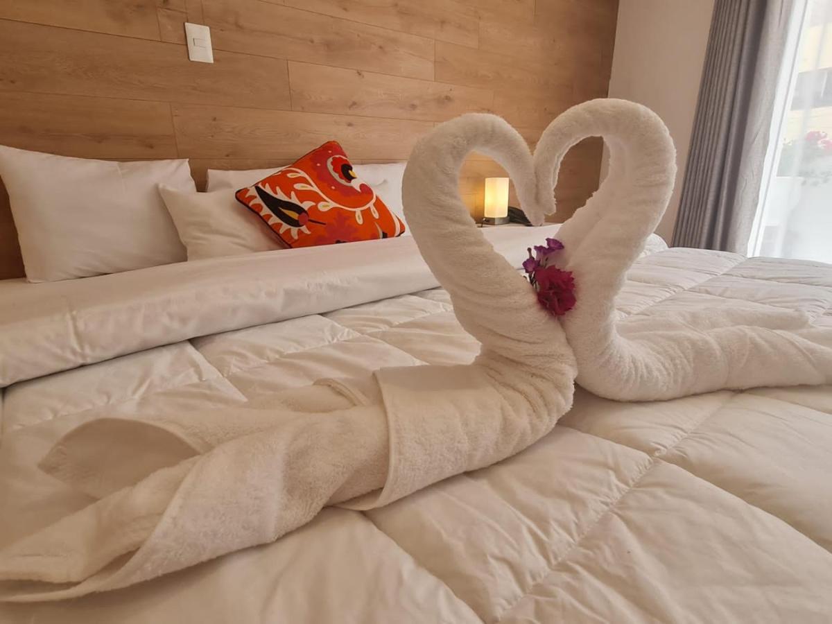 Peru Hotel *