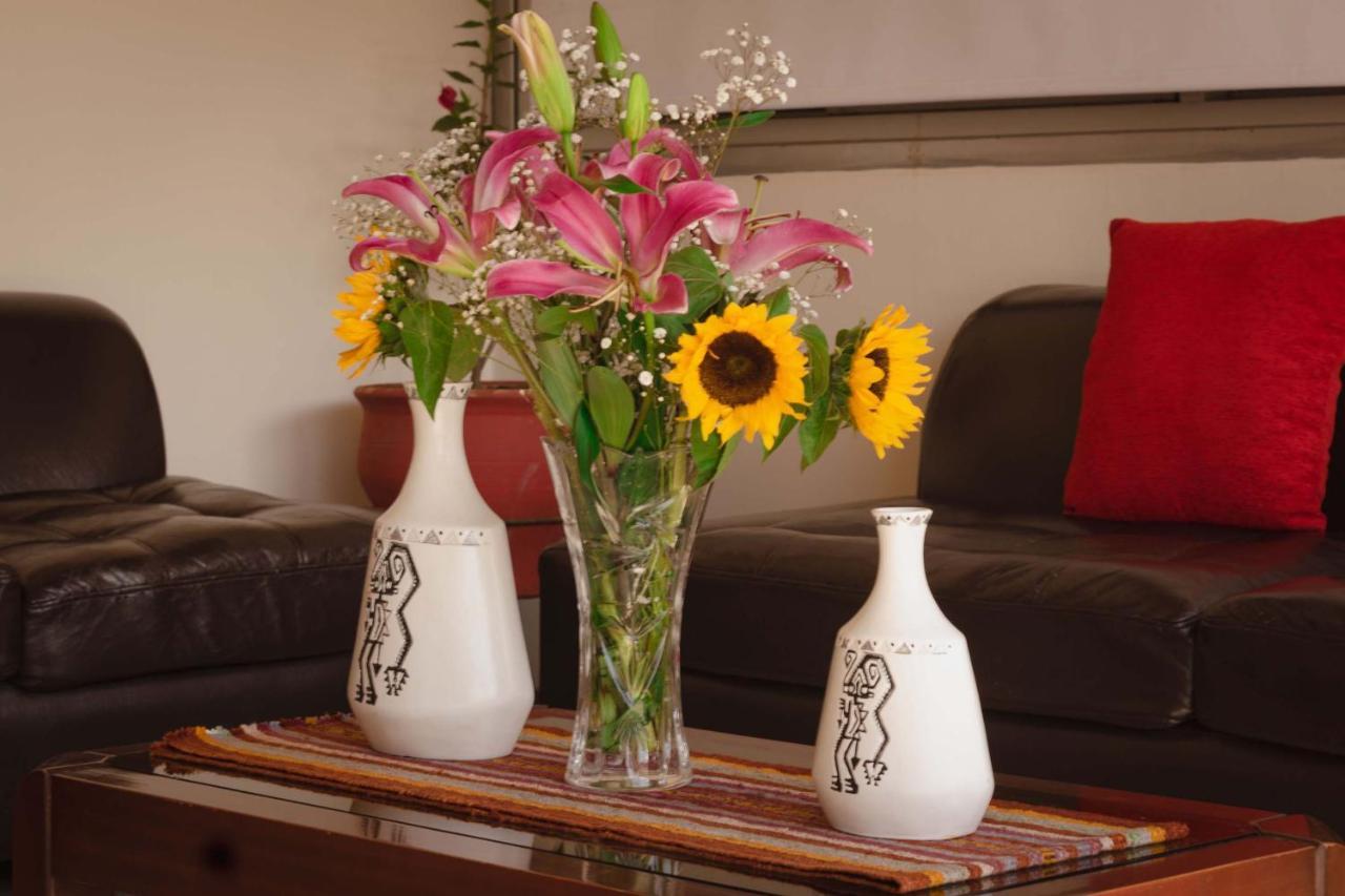 Aparthotel Group House 3*