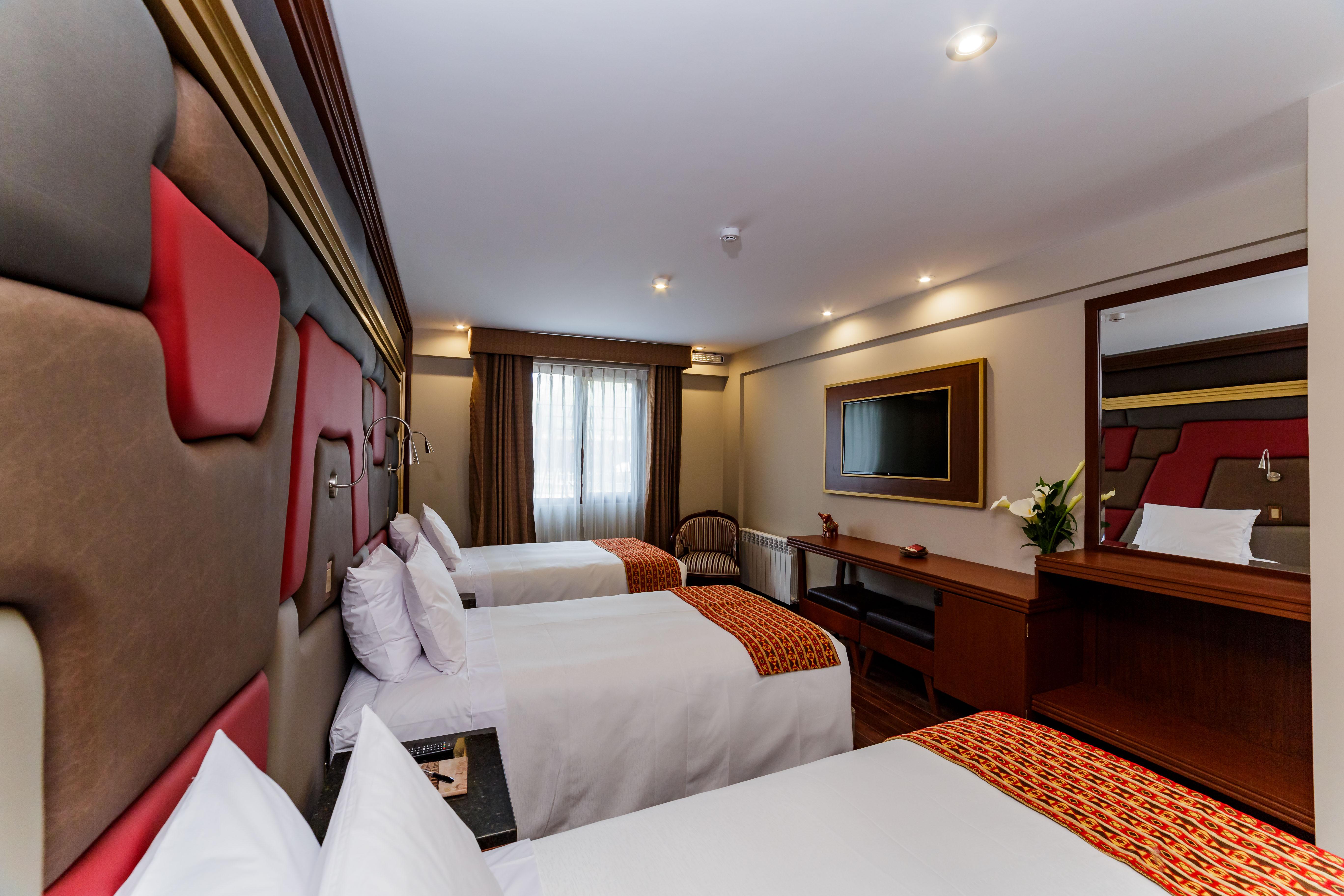 Yawar Inka Hotel 3*