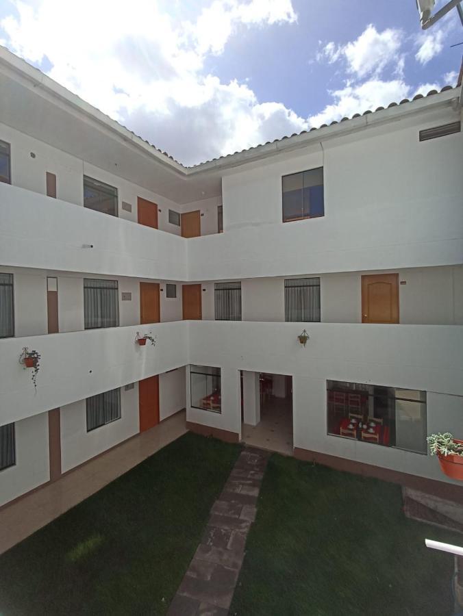 Moon Hotel 3*