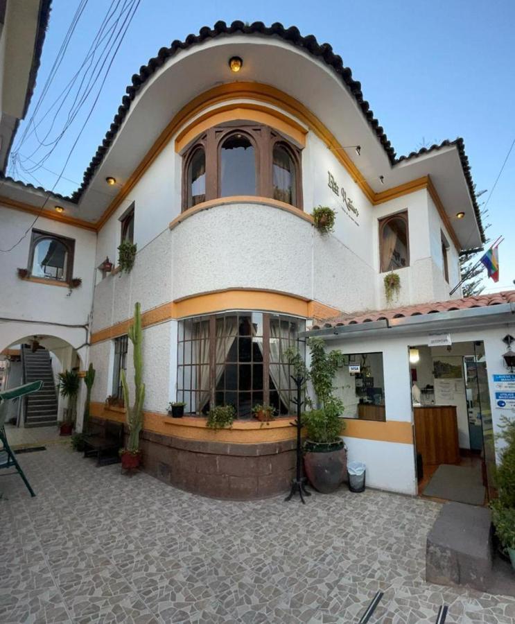 Retamas Hotel *