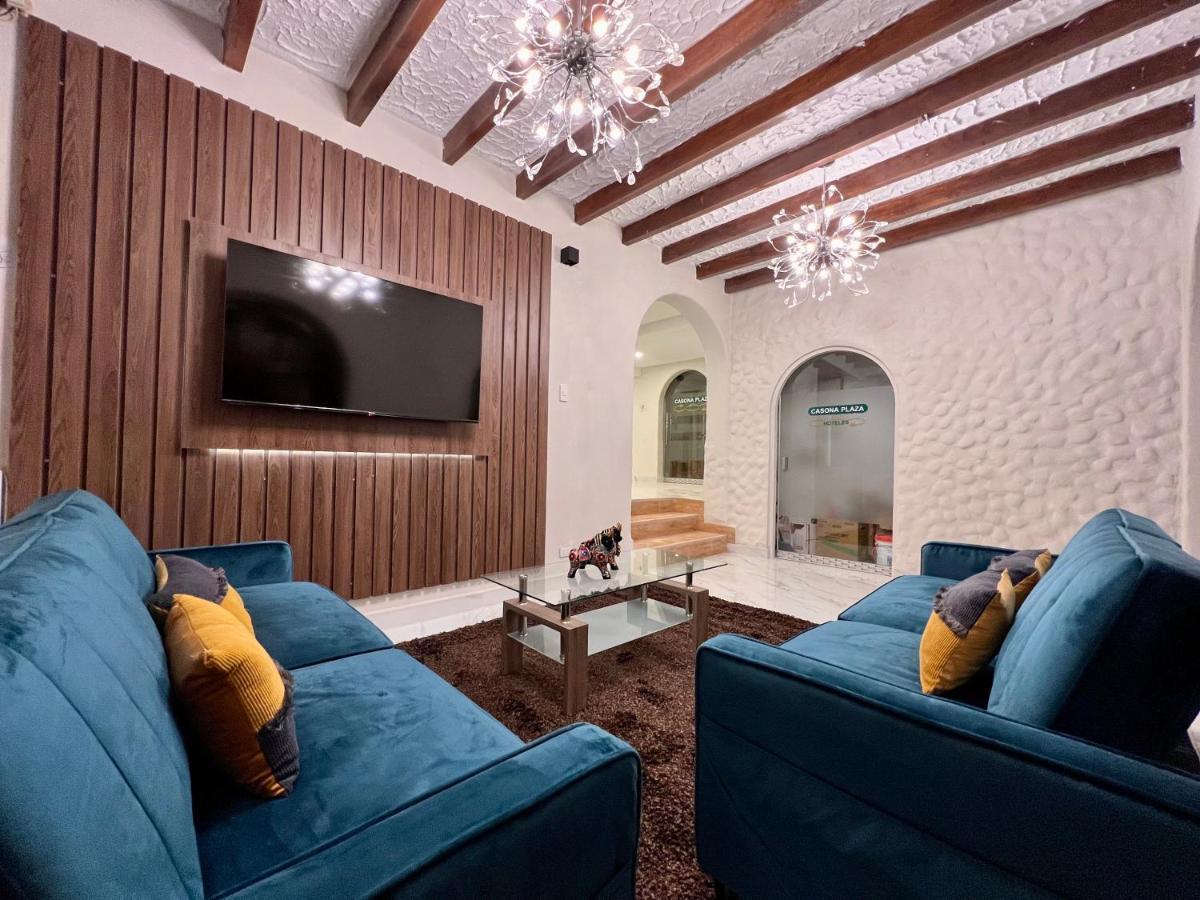 Casona Plaza Hotel *