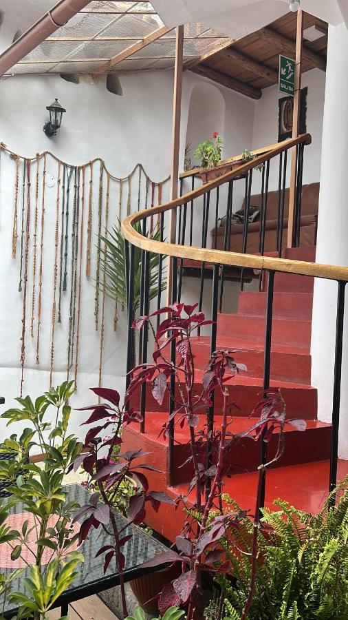Casona Les Pleiades Bed & Breakfast 2*
