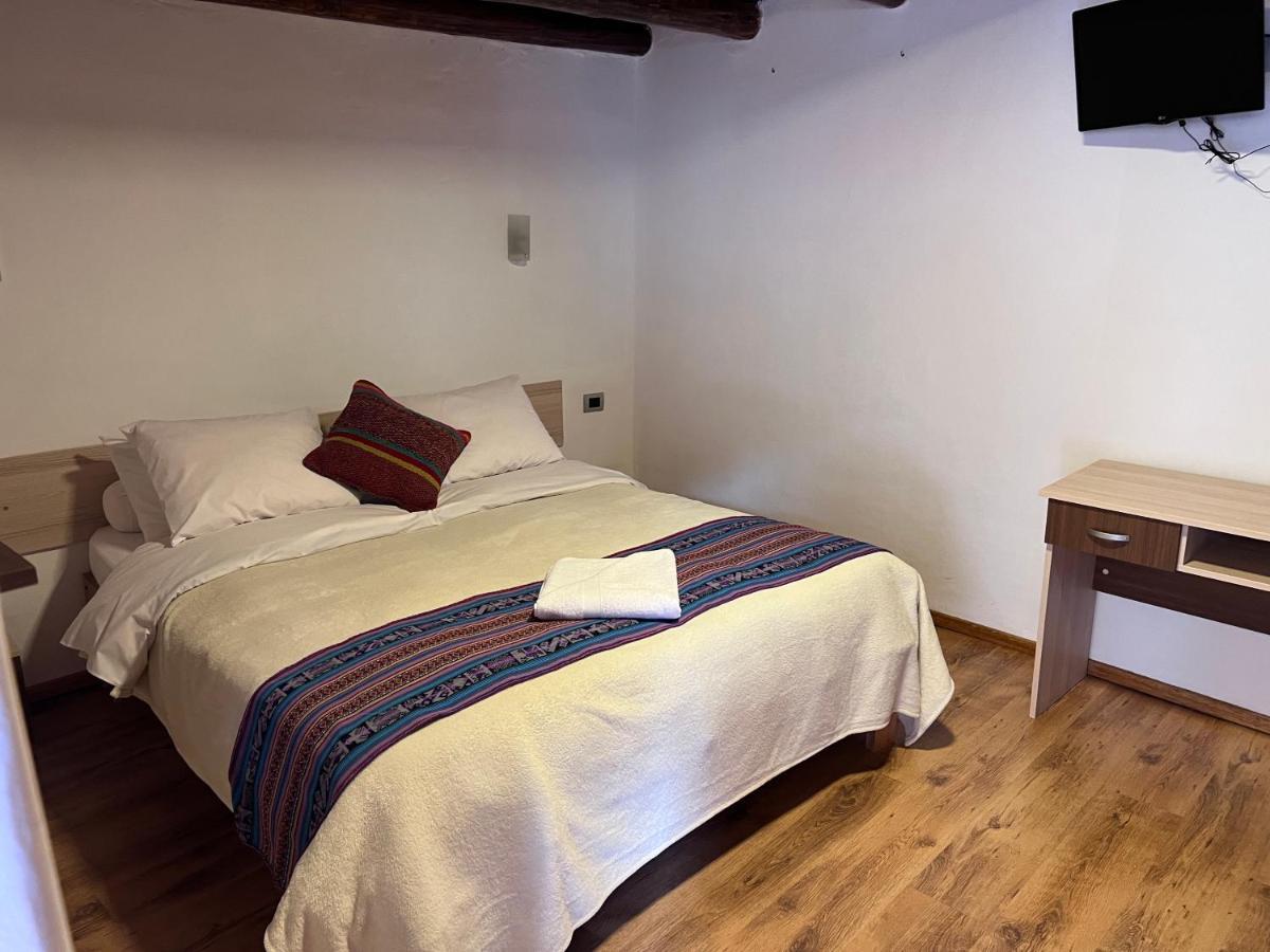 Casona Les Pleiades Bed & Breakfast 2*