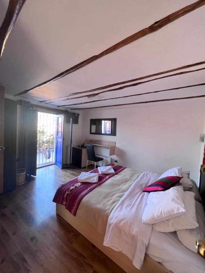 Casona Les Pleiades Bed & Breakfast 2*