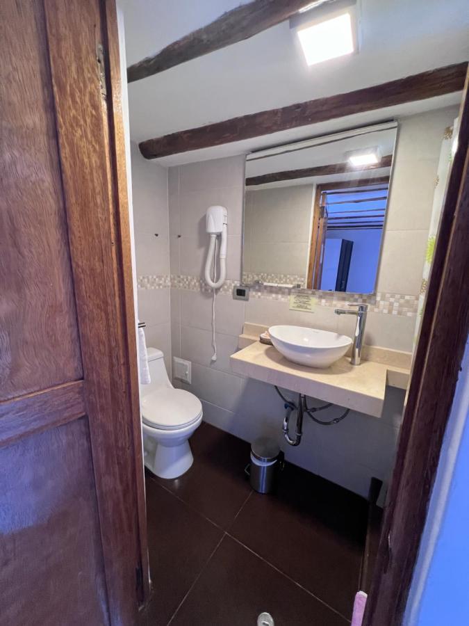 Casona Les Pleiades Bed & Breakfast 2*