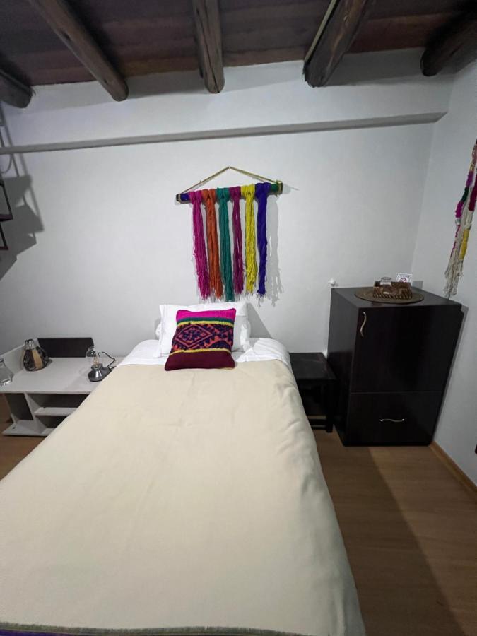 Casona Les Pleiades Bed & Breakfast