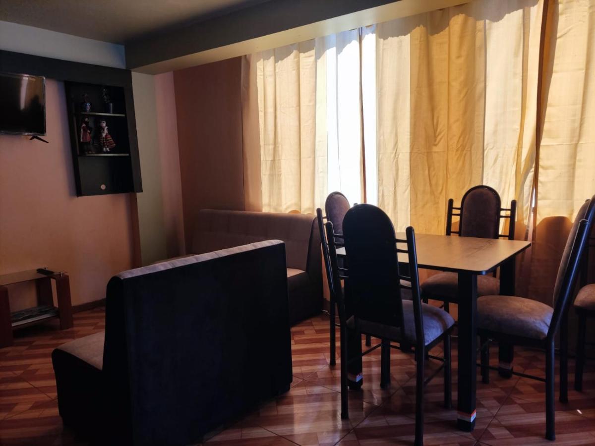 Hospedaje De La Cuba *