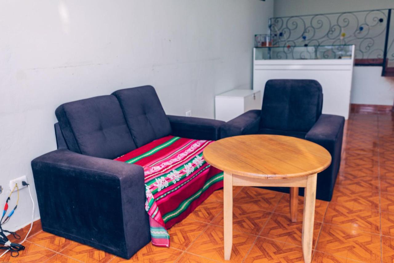 Hostel Apuhouse Cusco