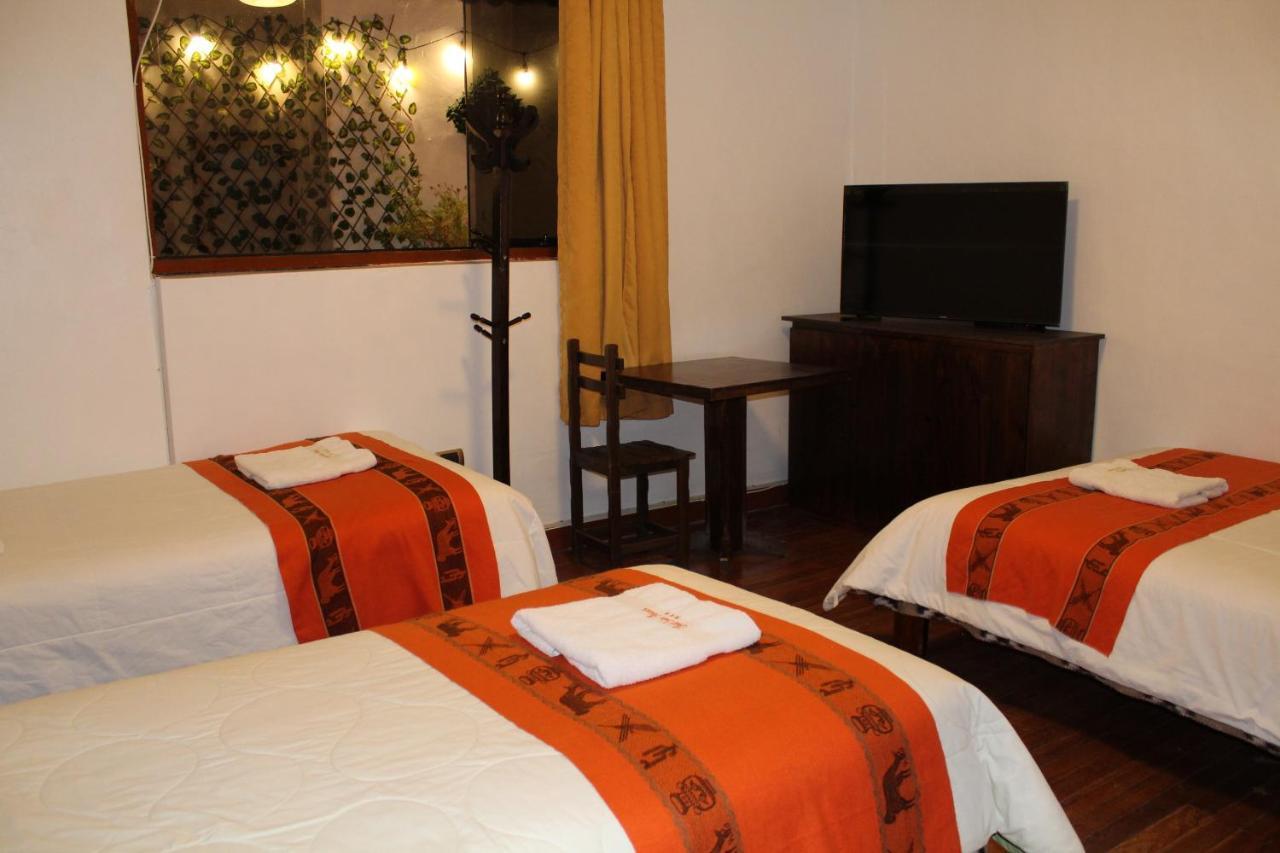 Guest house Kaaro House