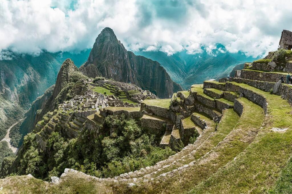 Cusco's St 7 Cusco