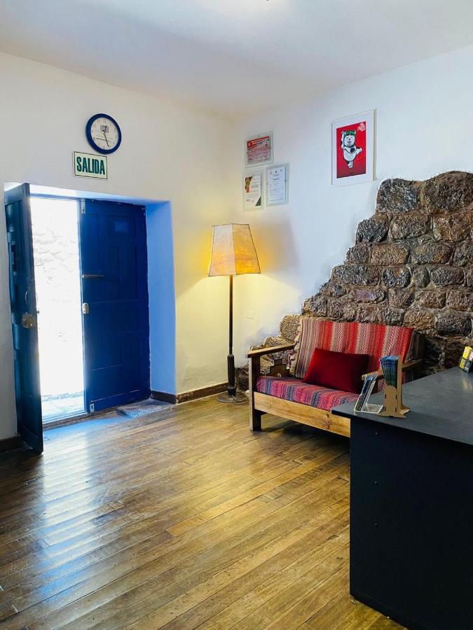 Flying Dog Hostal