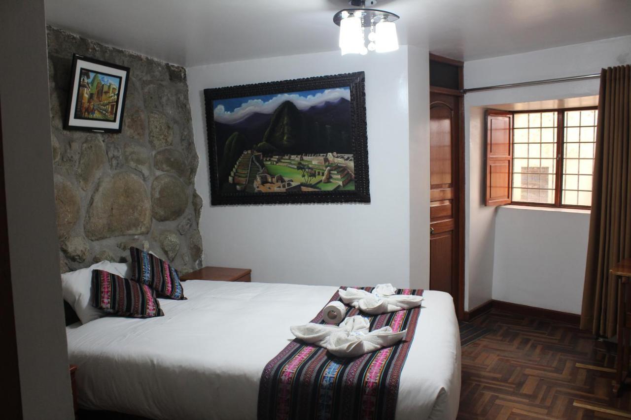 Hostal Turistico Illapa Cusco 119 Hostel