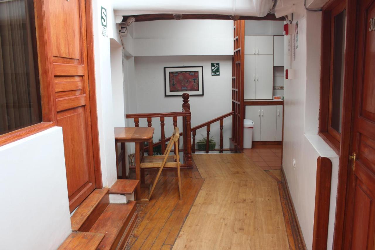 Hostal Turistico Illapa Cusco 119 Hostel Cusco