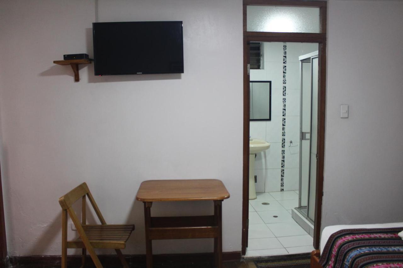Hostal Turistico Illapa Cusco 119 Hostel Cusco