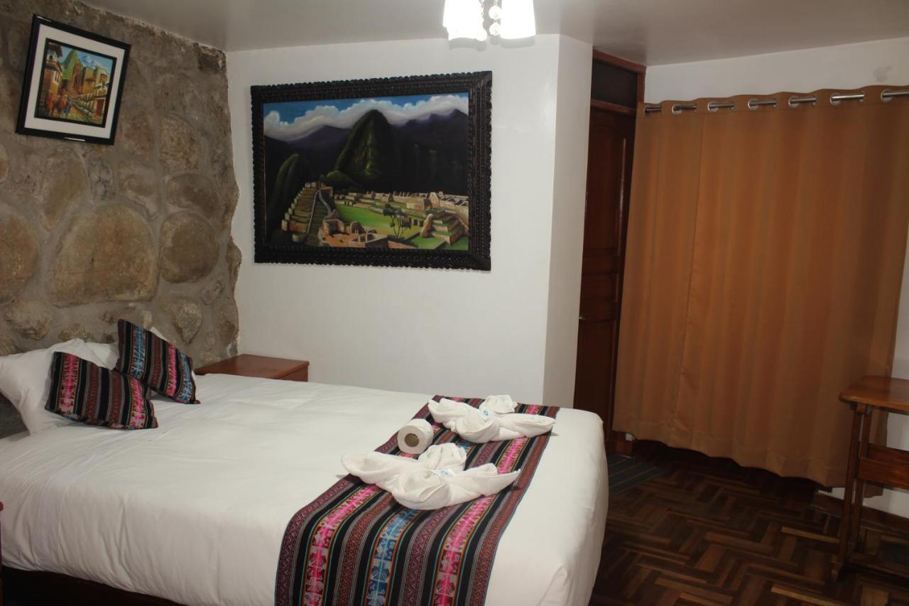 Hostal Turistico Illapa Cusco 119 Hostel