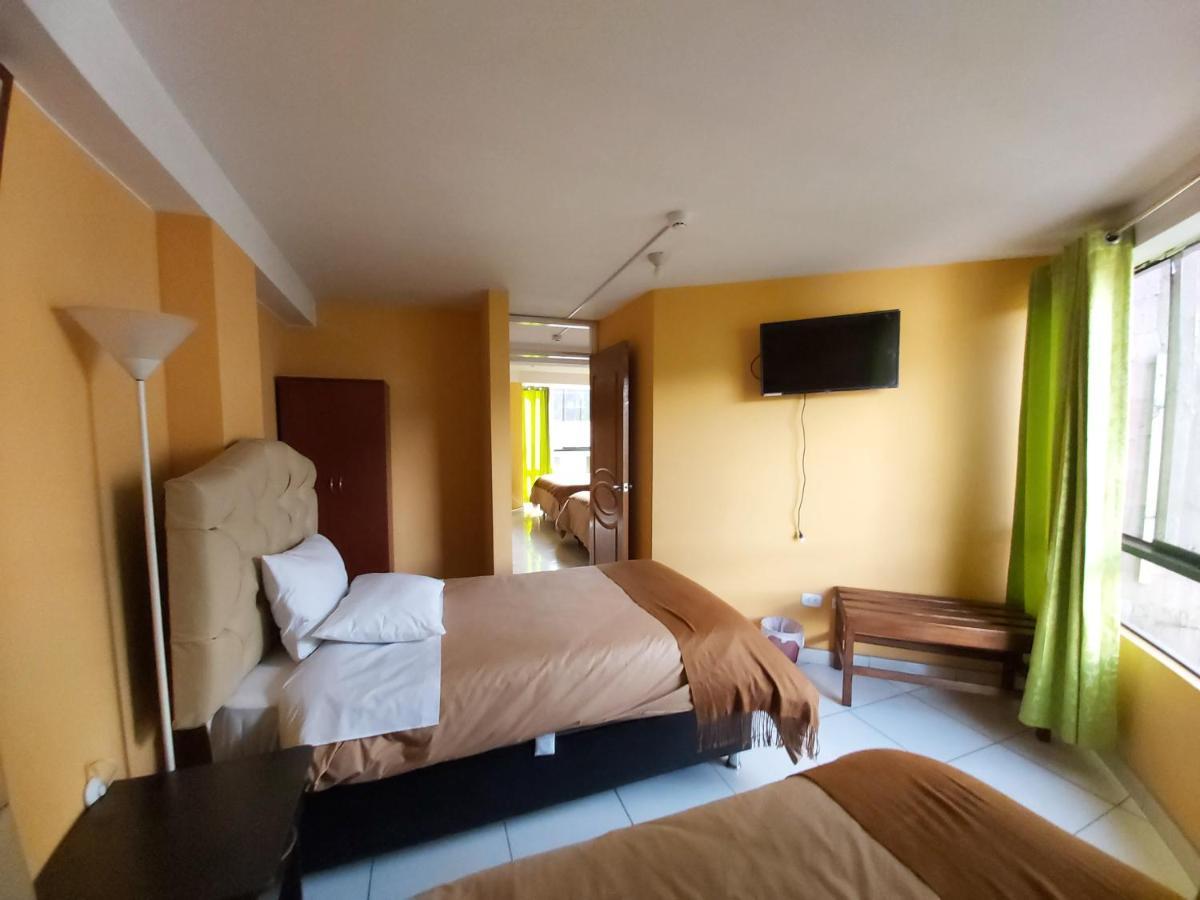 Hotel Tayta Wasi *