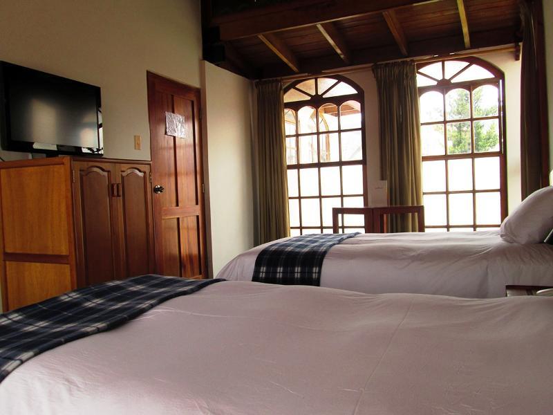 Tierra Del Sol Hotel