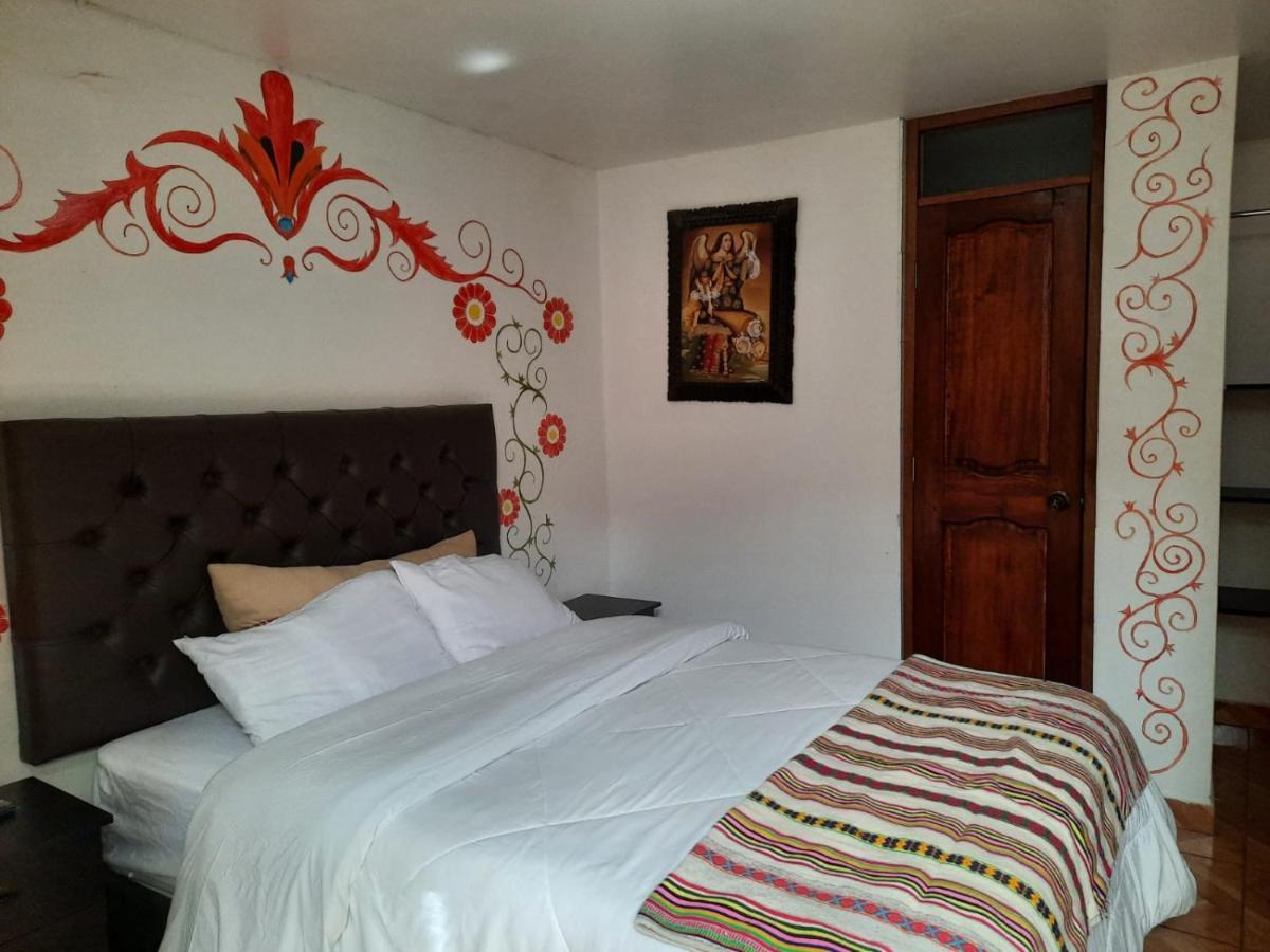Hostel Redys House *