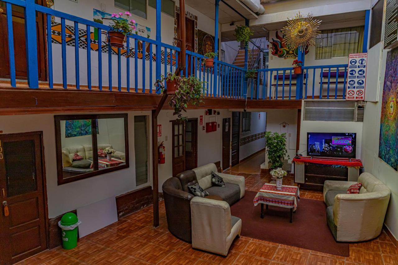 Qori Guest house *