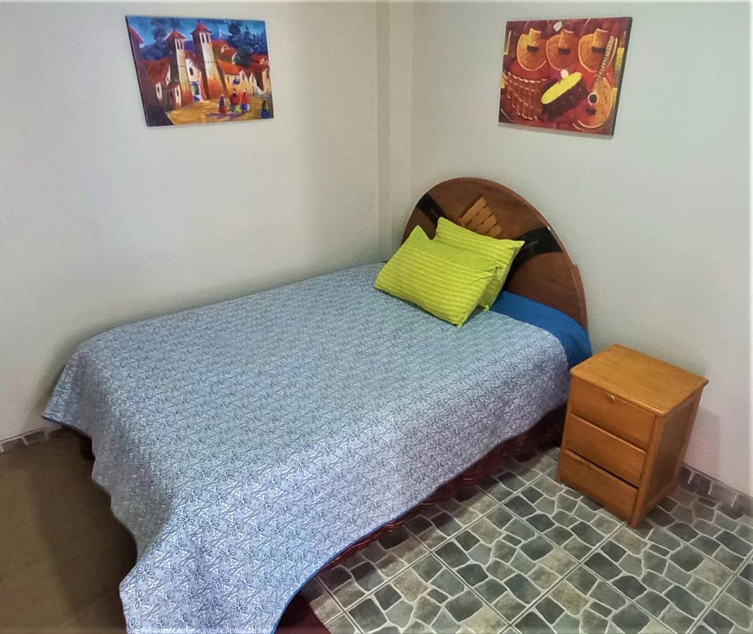 Carlos 2 * Cusco