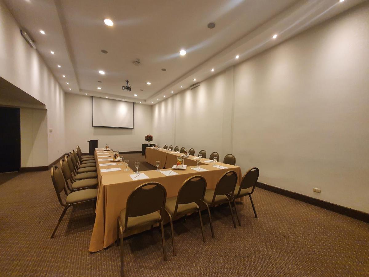 Lp Portales 3*