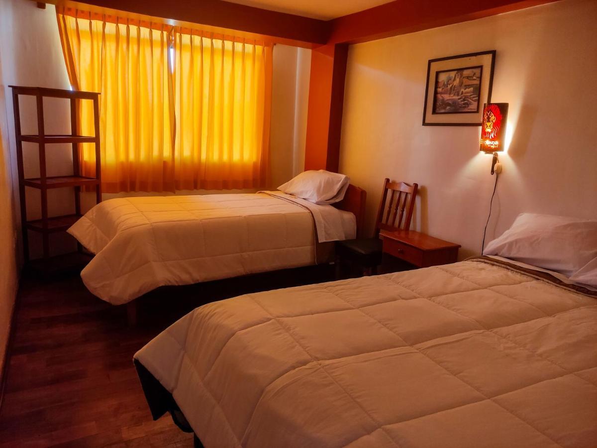 Santa Ana Guest house *