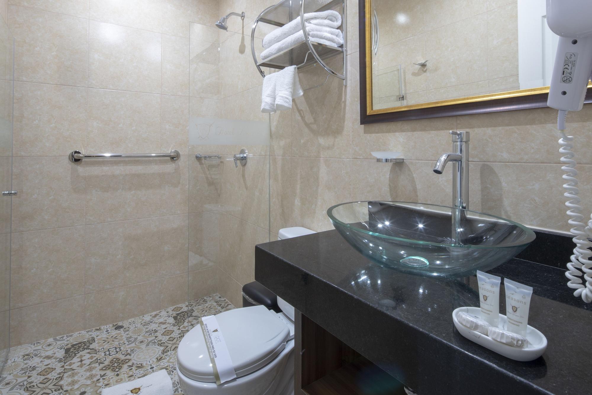 Hotel Rojas
