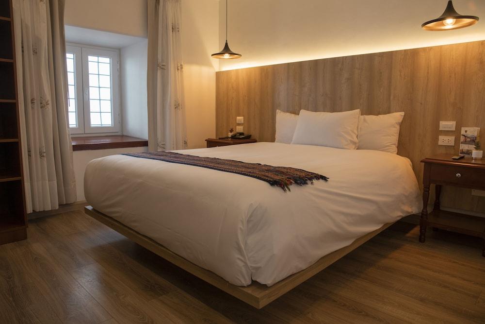 Hotel Rojas 3*