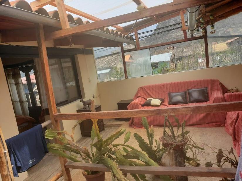 Kukuli Castillo Inka Hotel