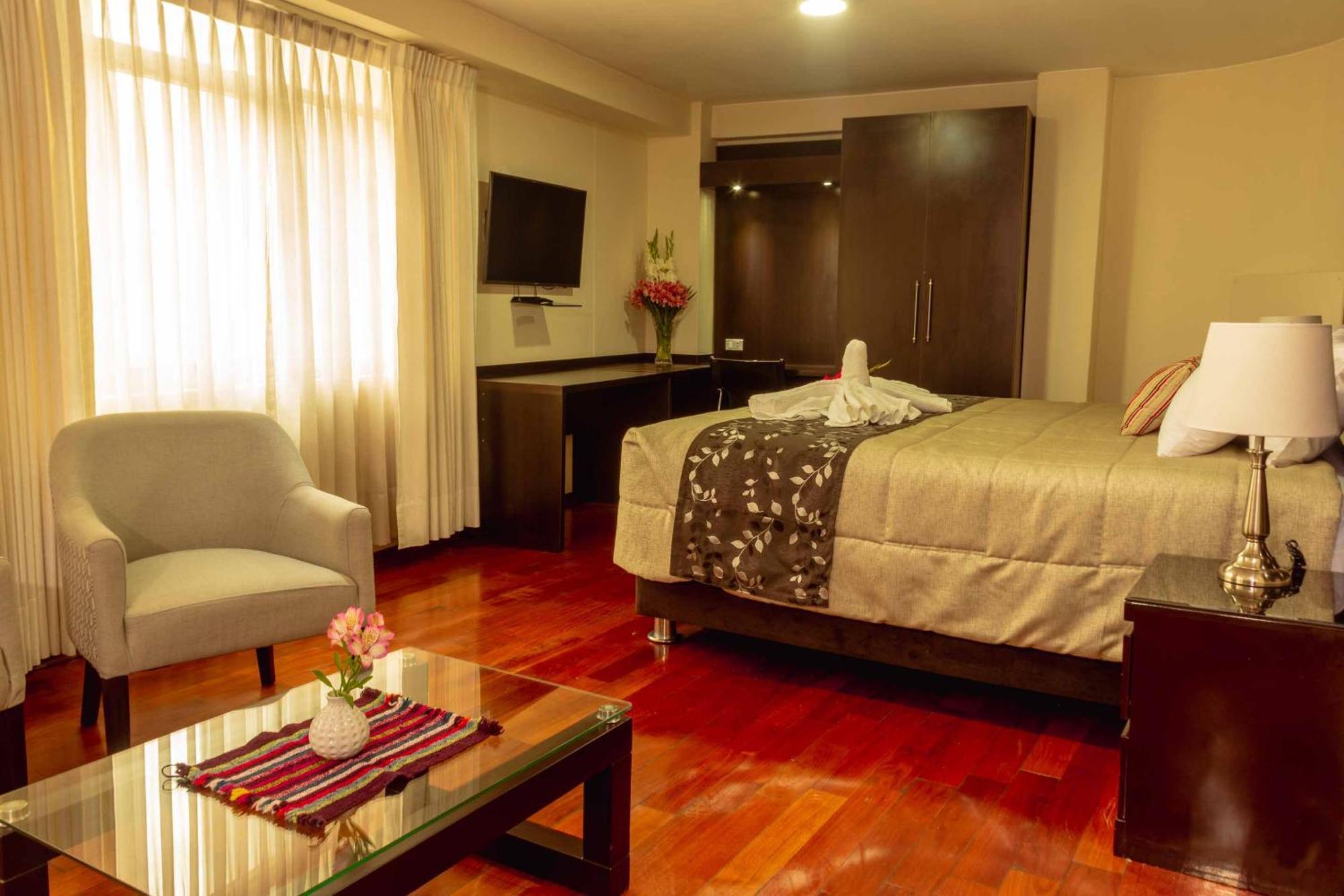 Group House Aparthotel Cusco