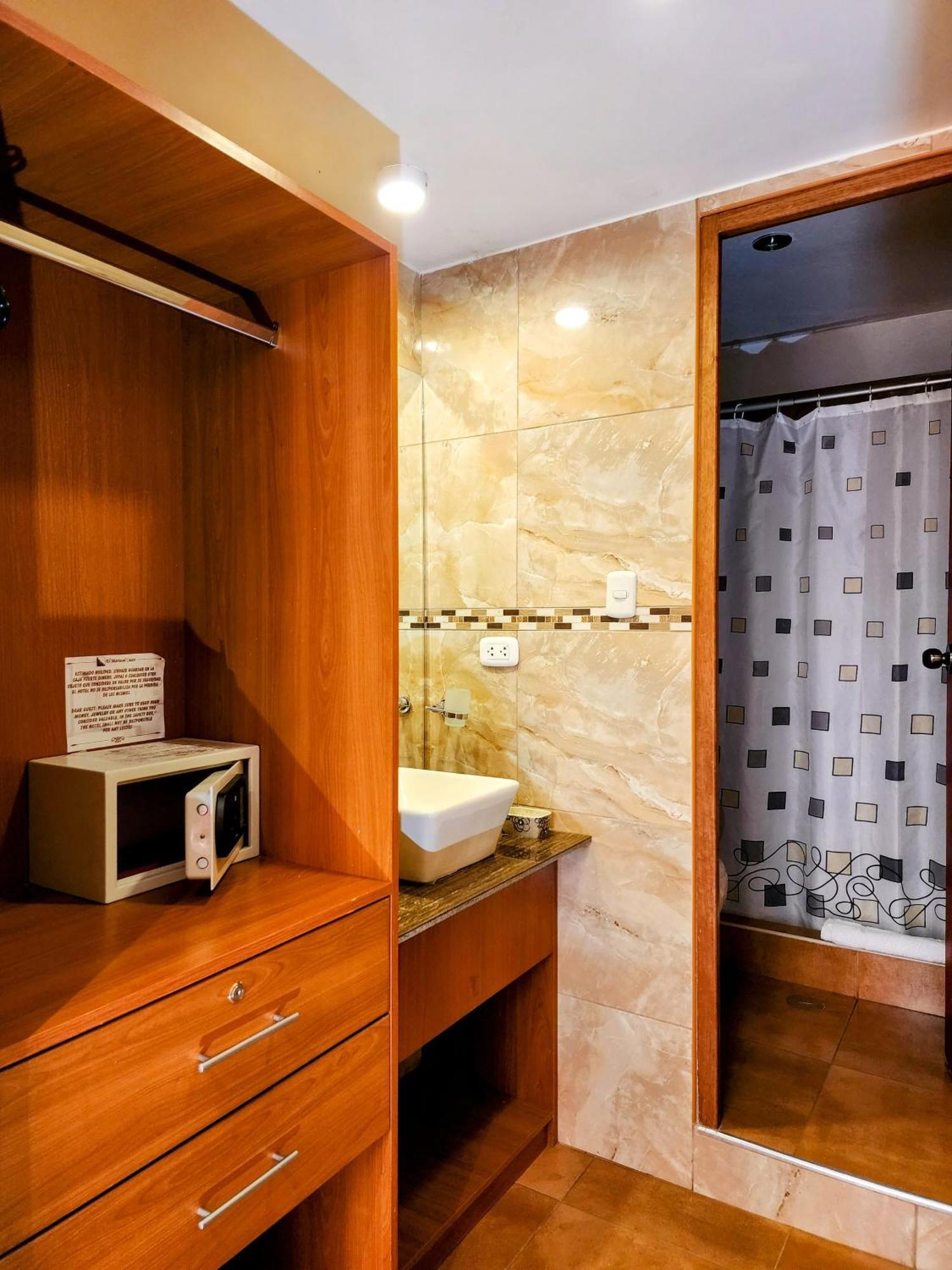 El Mariscal Hotel