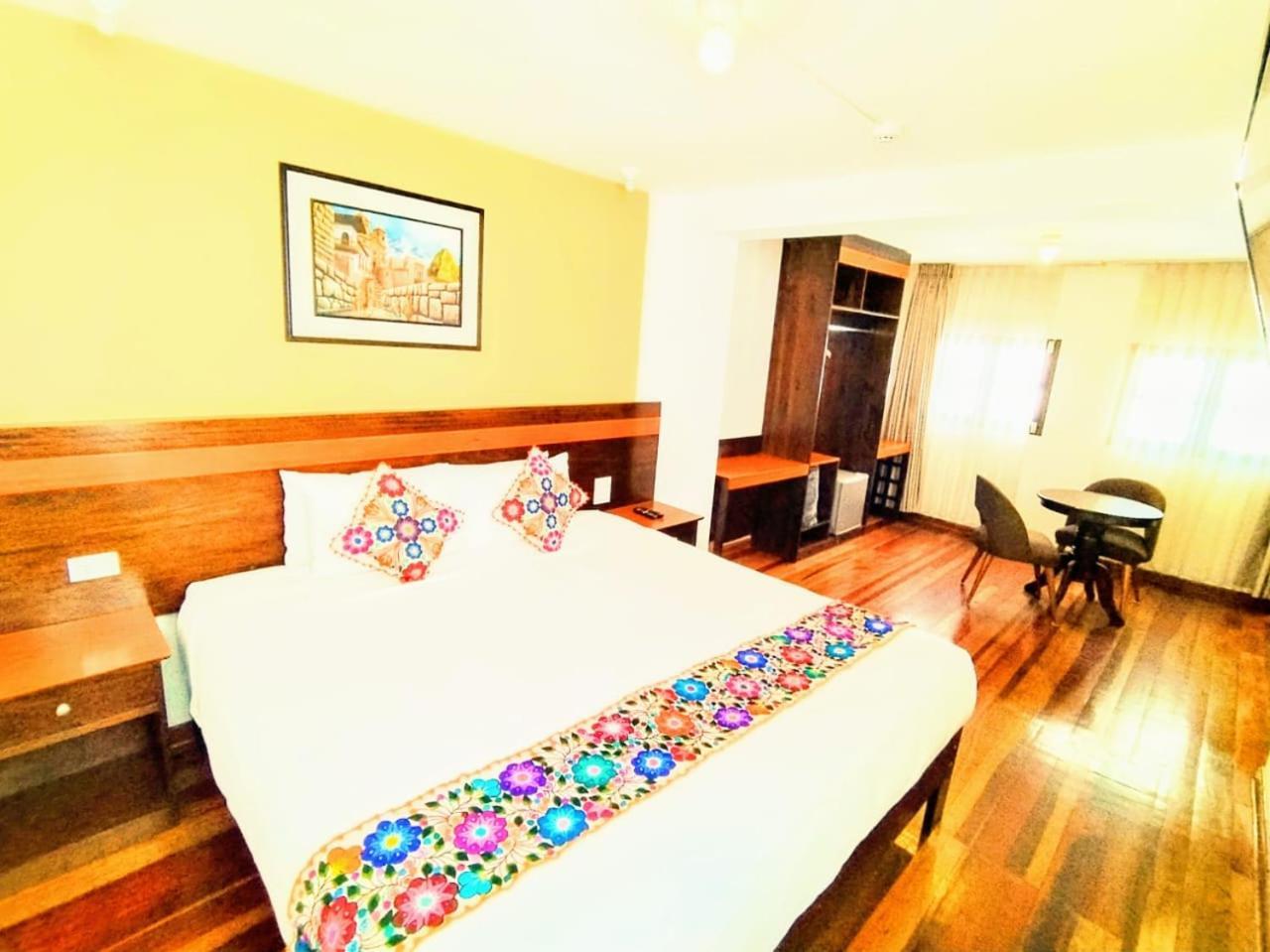 San Blas Hotel