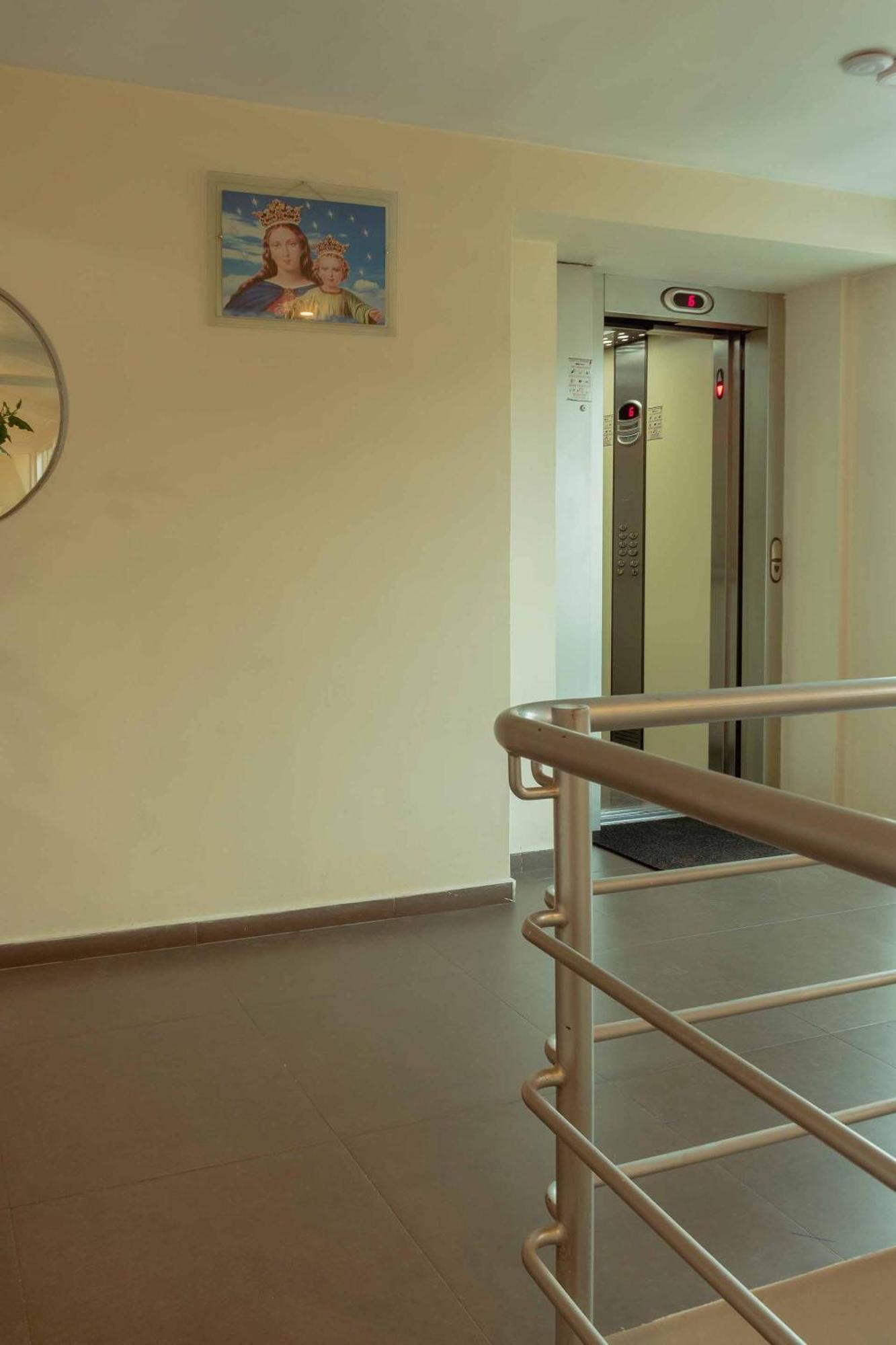 Group House Aparthotel 3*