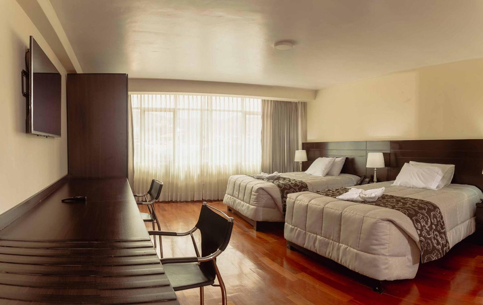 Aparthotel Group House